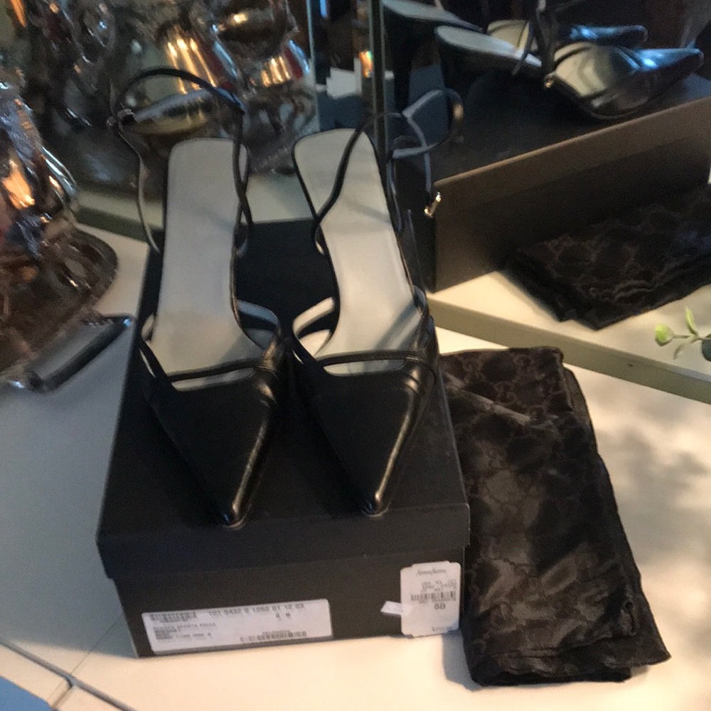 BEAUTIFUL GUCCI LEATHER SANDALS 👡